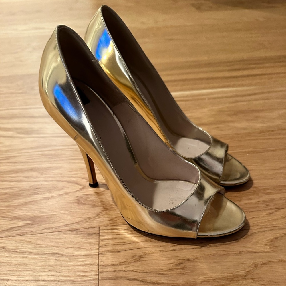 Gold Dolce & Gabbana Heels